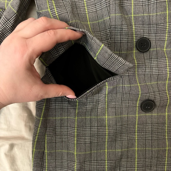 Bar III x Bella Tilley Collection Blazer - Picture 12 of 15